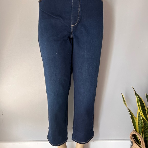 Women's Pull-on Pant 18 - Picture 9 of 14